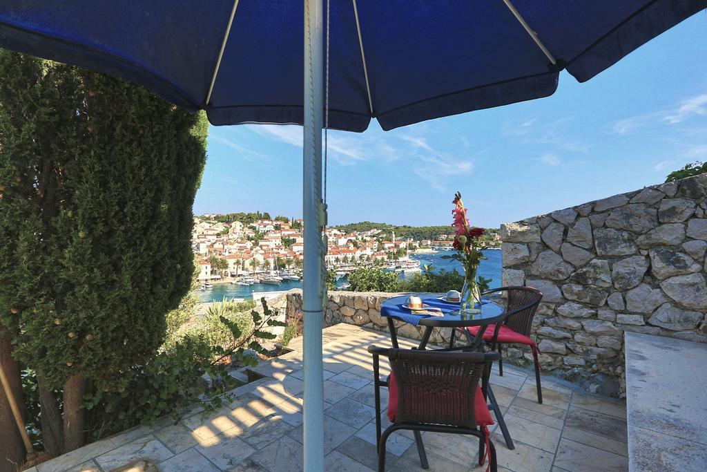 Stone House With Stunning Views Apartment Hvar Town Exterior photo